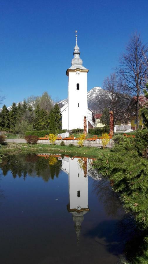 Отель Sifra 276 Нова-Лесна Экстерьер фото
